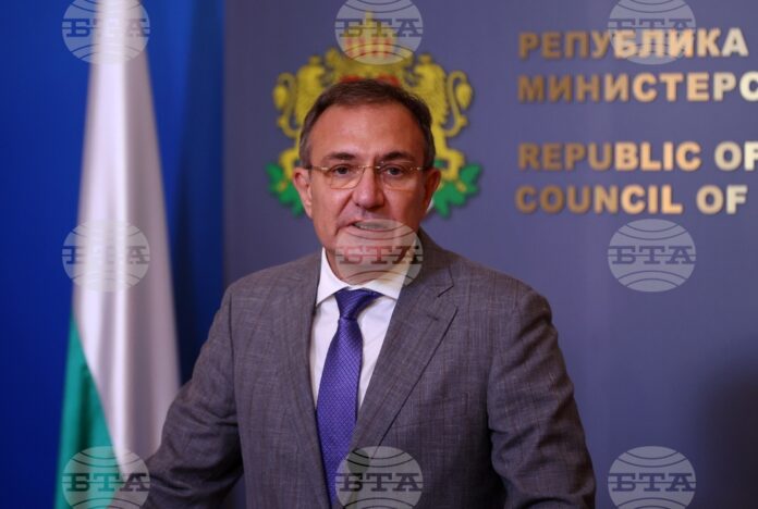 Министърът на труда и социалната политика Борислав Гуцанов