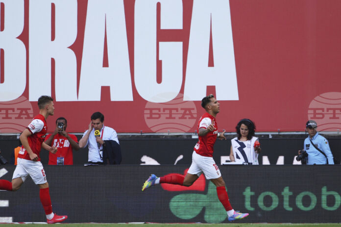 Брага се разделя с португалски младежки национал