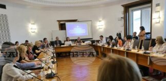 Да има възможност общините да регистрират родителските кооперативи и детските центрове, предлагат от Столичната община