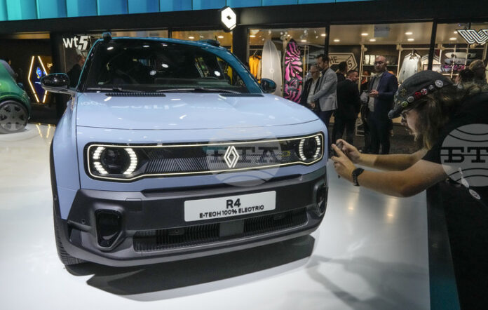 До дни "Рено" ще назначи временен главен изпълнителен директор, пише "Файненшъл таймс"