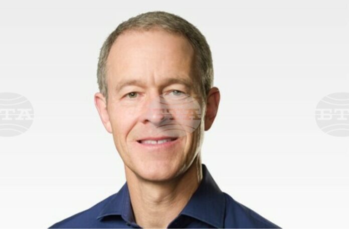 Джеф Уилямс - "магьосникът" на "Епъл", който напуска компанията