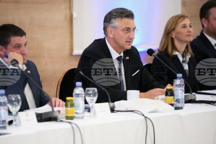 ХИНА: Нуждаем се от разумна ценова политика в туризма, каза хърватският премиер Пленкович