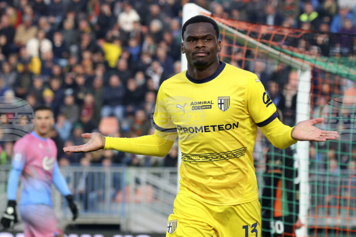 Интер обяви привличането на френския младежки национал Анж-Йоан Бони