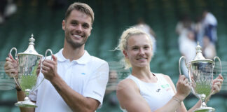 Катержина Синякова и Сем Фербеек спечелиха титлата на смесени двойки от турнира по тенис "Уимбълдън"