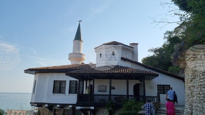 Концерт „Музикално пътешествие“ ще се проведе на 6 юли в "Двореца" в Балчик