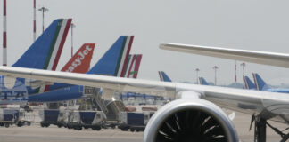 Летище Бергамо в Италия бе временно затворено след смъртен случай на пистата