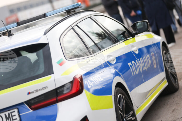 Метанова бутилка на микробус се взриви на бургаска бензиностанция, няма пострадали, казаха от полицията