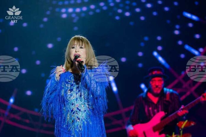 Мими Иванова ще пее на летния театър в Пловдив