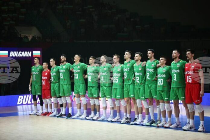 Националният отбор по волейбол се готви в Гданск за мача с Куба от Лигата на нациите, либерото Дамян Колев е за първи път с тима