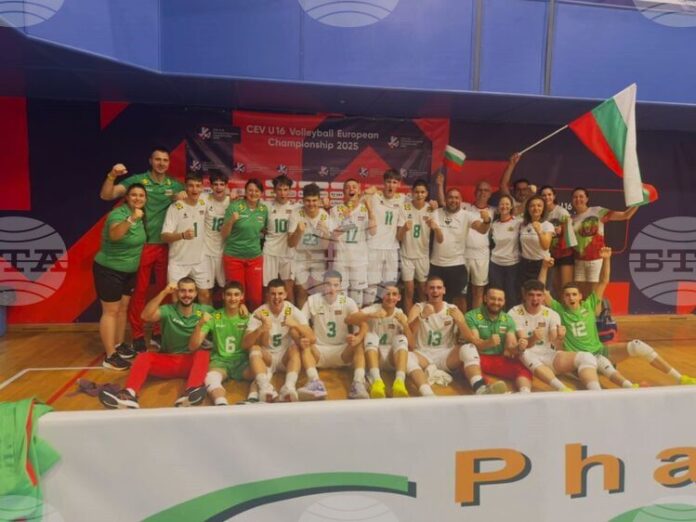 Националният отбор по волейбол за юноши до 16 години започна Европейското първенство с победа над Украйна