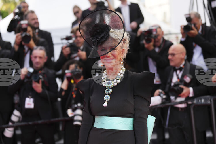 СподелиНа 80 години британската актриса Хелън Мирън сподели че не