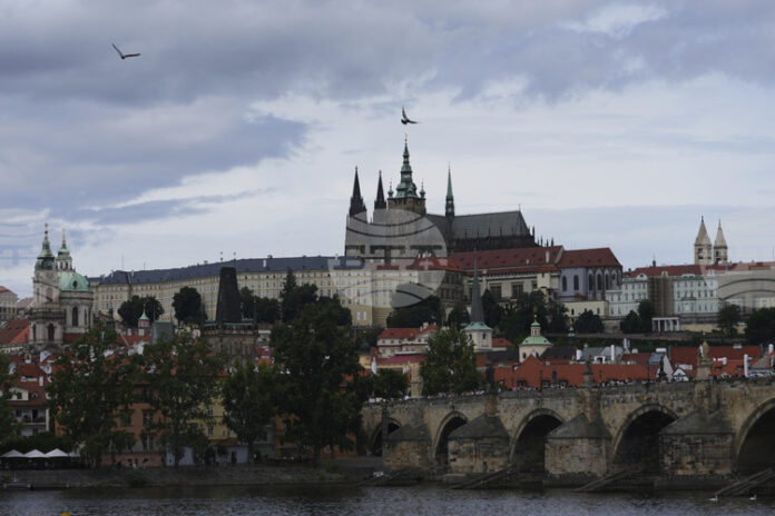 Нов орган ще зазвучи в 700-годишната катедрала "Свети Вит" в Прага