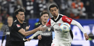 Нюкасъл прави офанзива да купи нападателя на Айнтрахт Франкфурт Юго Екитике