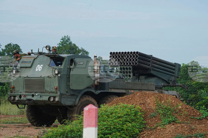 ОБНОВЕНА Банкок съобщи за втори пореден ден сблъсъци между Тайланд и Камбоджа