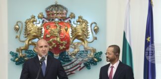 ОБНОВЕНА Без решаващата роля на Оман казусът с кораба Galaxy Leader не би могъл да бъде разрешен, заяви президентът Румен Радев