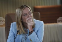 ОБЗОР
                                                                                                След 1000 дни на власт Джорджа Мелони блесна на корицата на "Тайм"