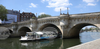 Париж отдава почит на Кристо и Жан-Клод – емблематичен площад ще бъде кръстен на двамата Париж ще отдаде почит на Кристо и Жан-Клод за 40-ата годишнина от опаковането на Пон Ньоф