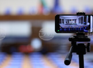 Парламентът ще гласува по вота на недоверие, ще обсъди на първо четене и проектобюджетите на ДОО и на НЗОК Парламентът ще избира управител и подуправител на Националния осигурителен институт