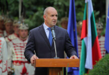 Румен Радев