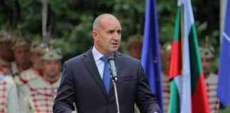 Румен Радев