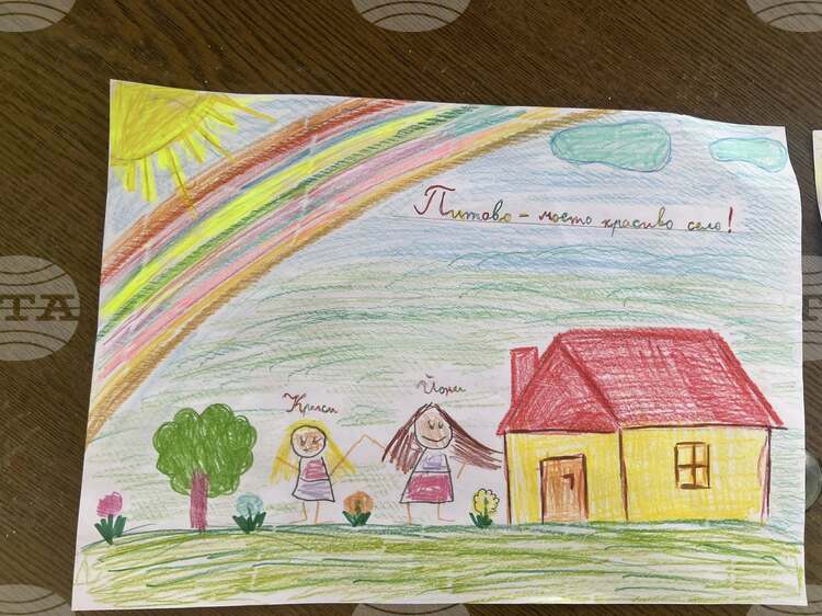 СподелиСпоред данни на проучване почти едно на три деца е