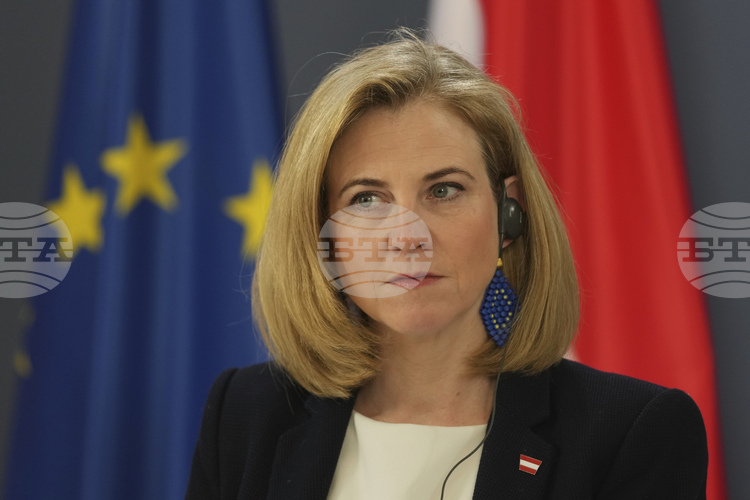 СподелиТомас Оберрайтер който представлява Австрия в ЕС обяви своето оттегляне