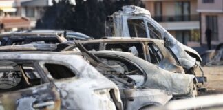 Пожарът в Свети Влас, изпепелил десетки коли, е тръгнал от цигара, смята кметът на курортния град