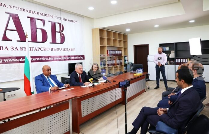 Председателят на АБВ обсъди хуманитарната ситуация в Палестина с представители на мисии на арабски страни у нас