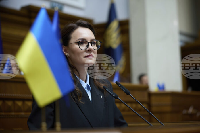 ПРЕГЛЕД НА ПЕЧАТА
                                                                                                Западни издания коментират извършените от Зеленски правителствени промени в Украйна