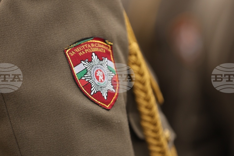 СподелиПрезидентът Румен Радев ще връчи дипломите и отличията на най добрите