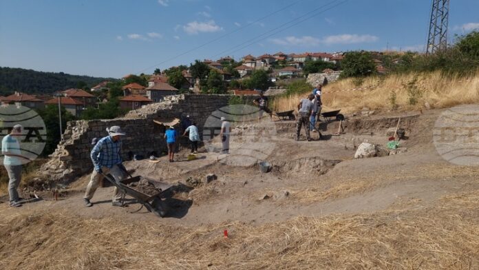 Проучванията на Никополската крепост продължават през това лято в по-голям мащаб