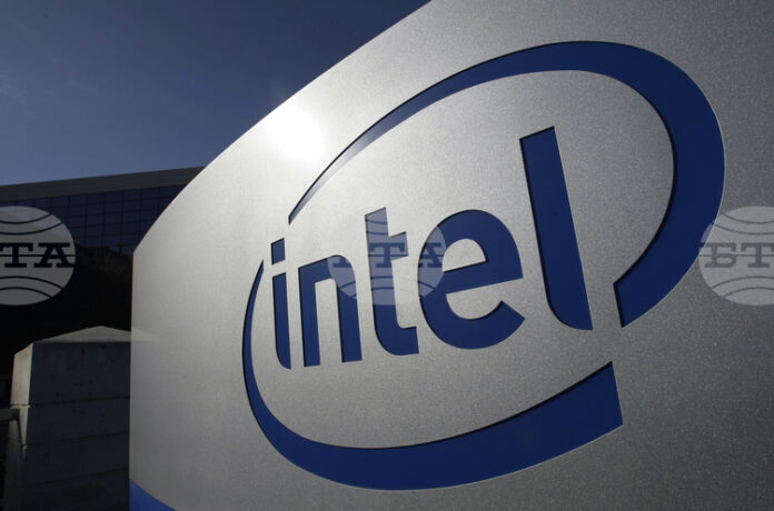 "Интел" съкращава над 500 работни места в Орегон