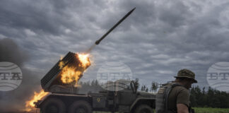 Русия заяви, че е превзела още две населени места в Донецка област