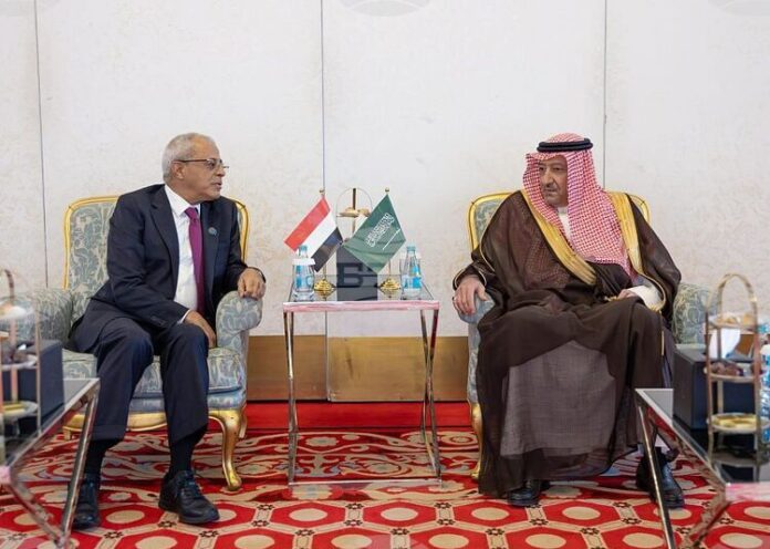 САБА: Заместник-министърът на външните работи на Йемен обсъди с колегата си от Саудитска Арабия развитието на събитията в региона
