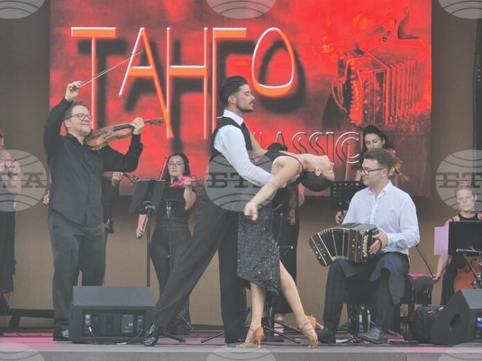 Шабла бе домакин на концерта „Танго Classic“ на Веско Ешкенази, Стоян Караиванов и Плевенска филхармония