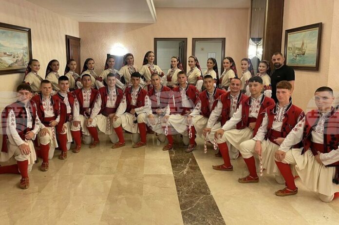Шуменският танцов състав „Луди Млади“ спечели голямата награда на Международния фестивал „Под небето на Испания“ в Коста Брава