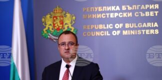 Средствата по ПВУ за енергийно обновяване на многофамилни жилища са спасени, каза министър Иван Иванов