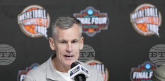 Старши треньорът на Чикаго Булс Били Донован продължи договора си с клуба от НБА