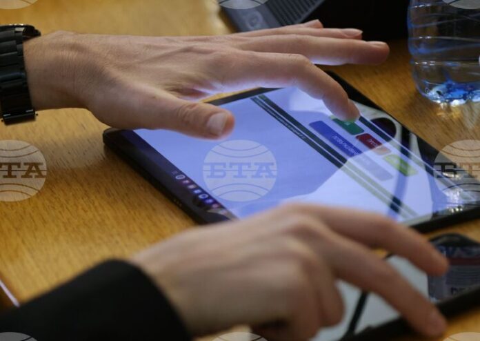 Столичният общински съвет не реши за промяна на Подробния устройствен план, даващ възможност за построяването на 215-метрова сграда