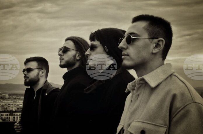 Тежки рифове и скандирания за проблемите на деня ще предложат по време на „Грийн рок фест“ в Русе софиянците от СМОГ