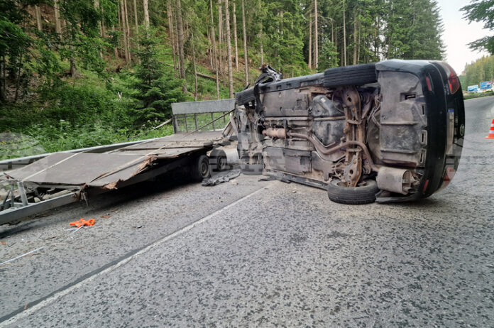 Трима души са загинали, а 23-ма са ранени при катастрофи в страната за последното денонощие