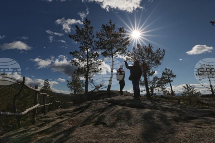 Условията за туризъм в планините са много добри, съобщиха от Планинската спасителна служба на БЧК