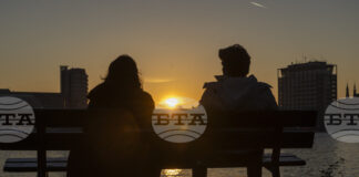 Възможно ли е и Нидерландия да финансира по-големите разходи за отбрана чрез намаляване на празничните дни?