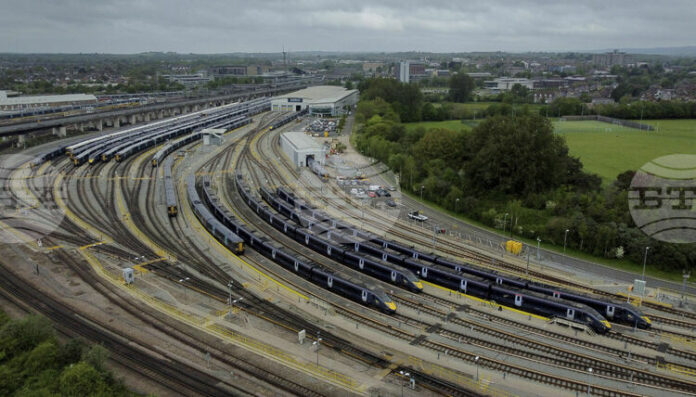 Великобритания национализира втора жп компания