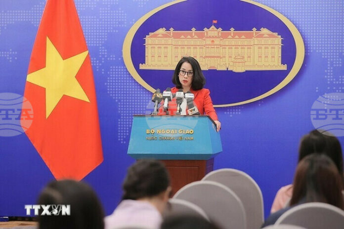 ВНА: Виетнам и САЩ водят преговори, за да конкретизират резултатите ВНА: Виетнам и САЩ водят преговори, за да конкретизират резултатите от телефонния разговор между лидерите си