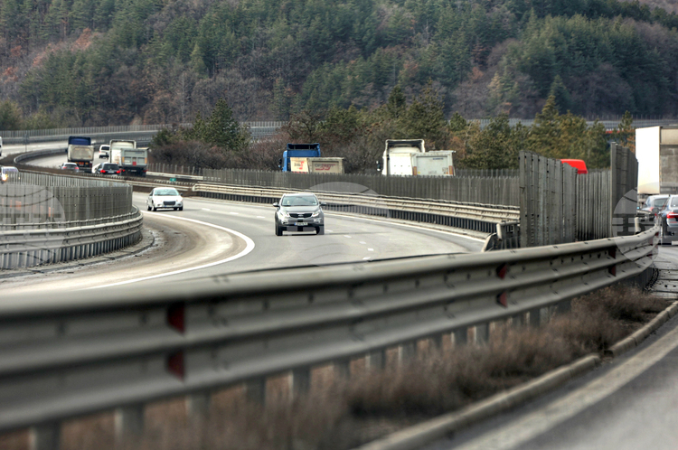 СподелиДнес от 14 00 до 19 00 часа е организирано ограничение на