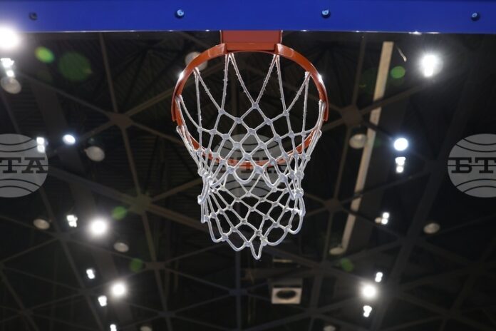 Юношеският национален тим по баскетбол допусна загуба от Румъния