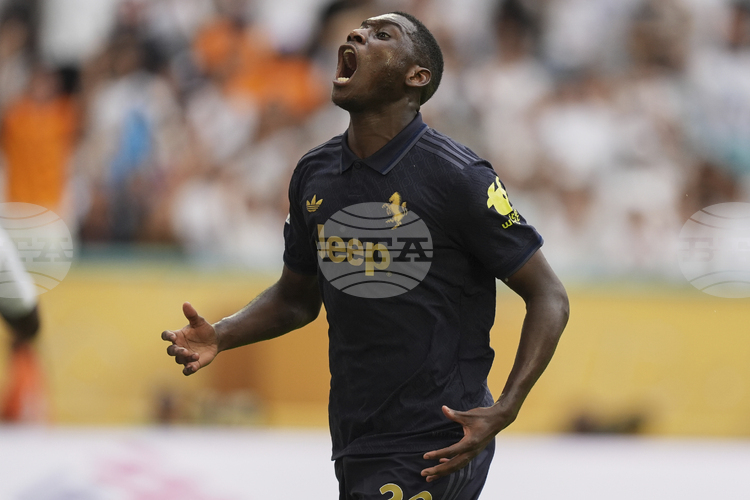 СподелиЮвентус има намерение да възобнови отношенията си с Рандал Коло