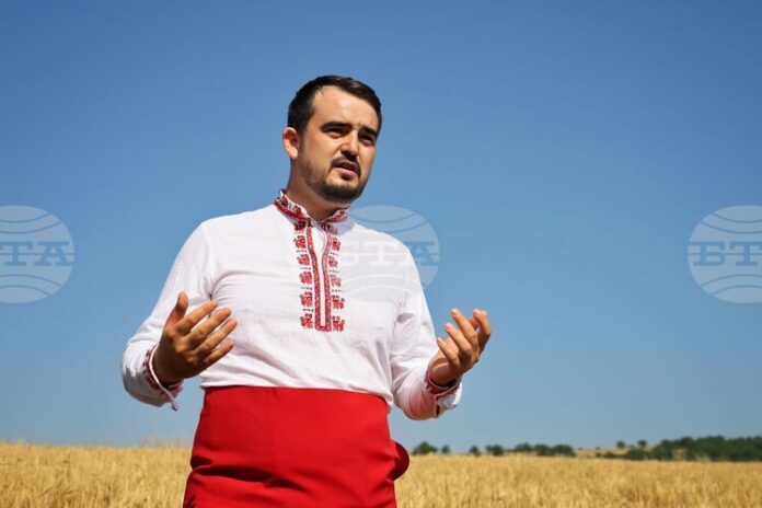 Жътвата в Бургаско е към края си, добивите са по-скоро средни към ниски, каза председателят на местния съюз на зърнопроизводителите