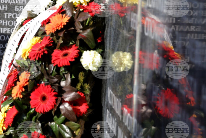 памет на жертвите на престъпленията на сталинизма и нацизма памет на жертвите на престъпленията на сталинизма и нацизма